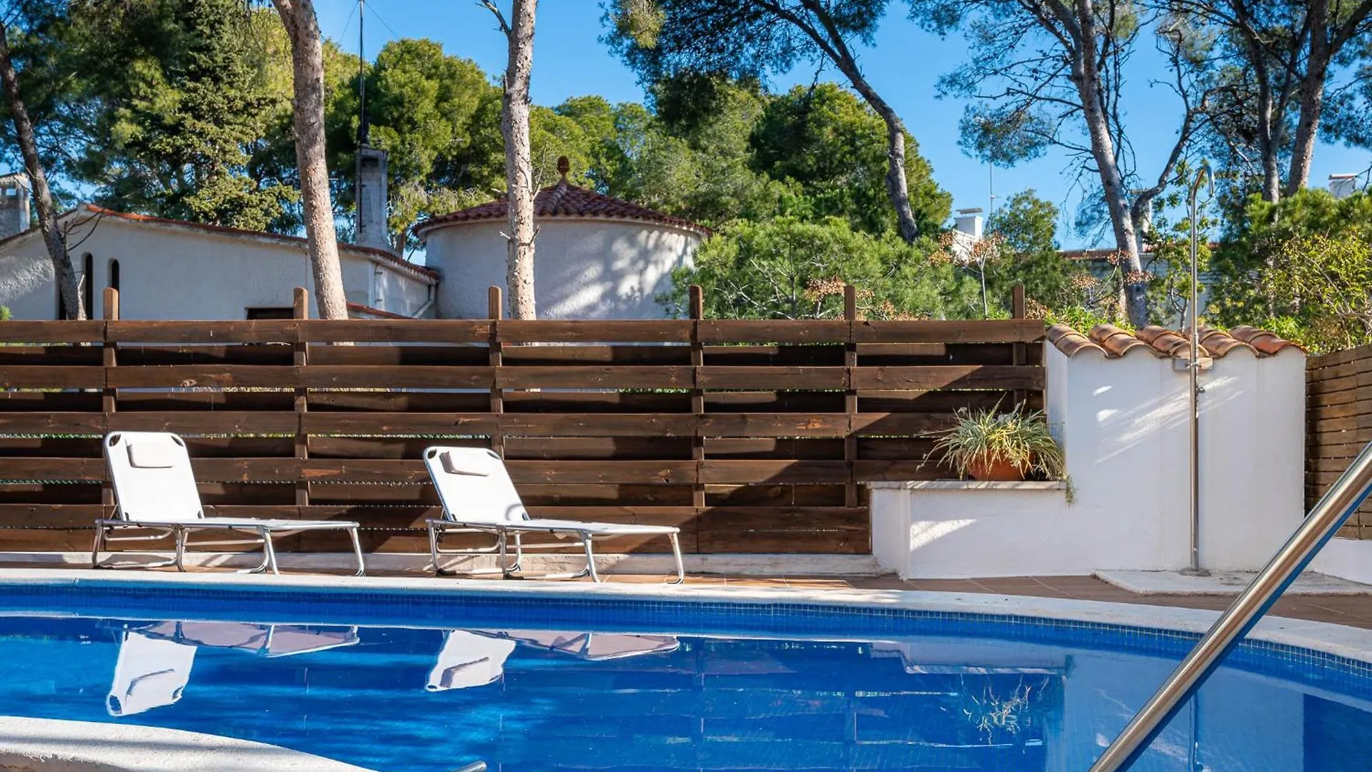 Holiday home At012 Piscina Privada, Muy Bien Equipado, La Playa A 250 Metros Villa Torredembarra