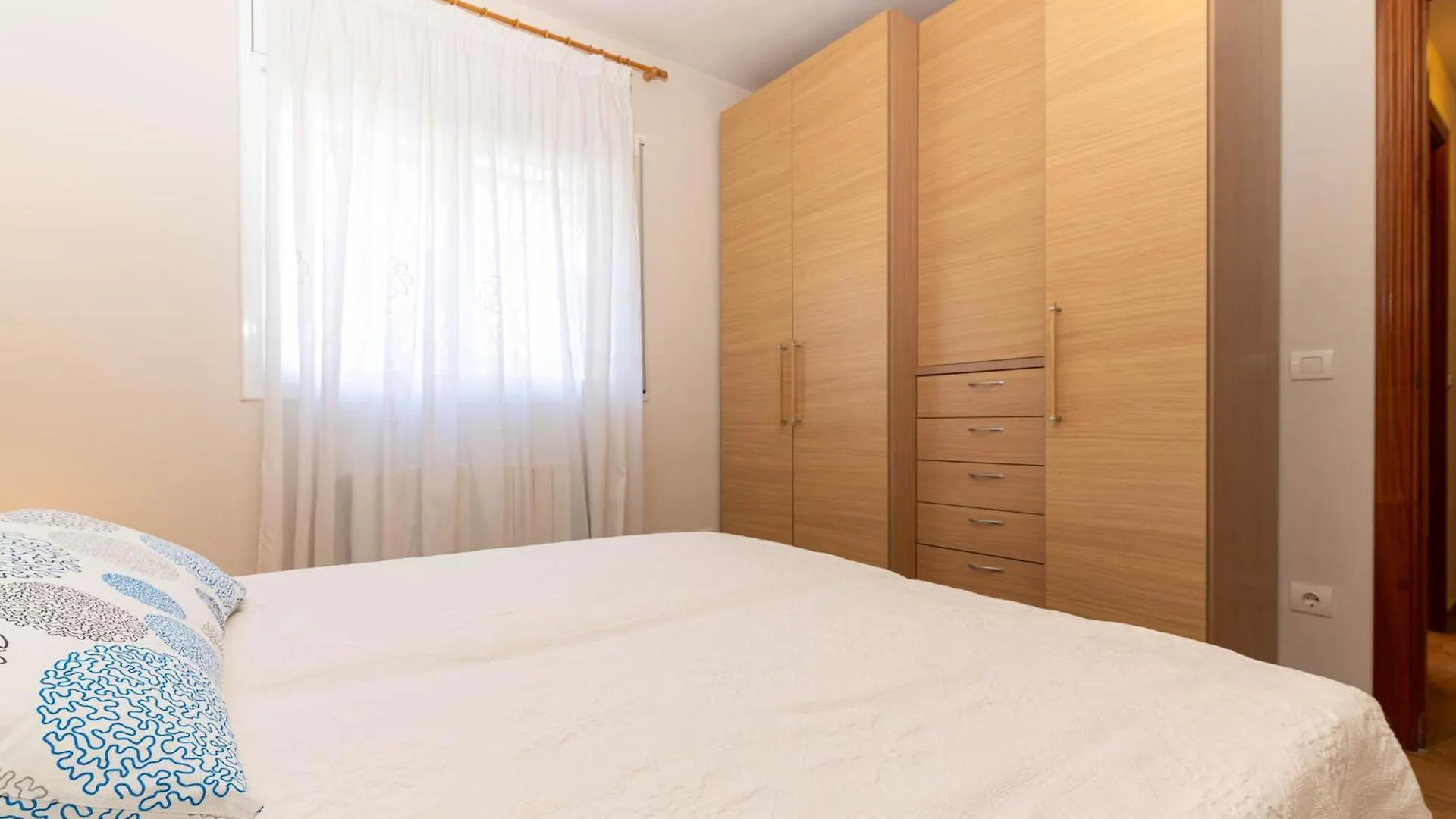 Holiday home At012 Piscina Privada, Muy Bien Equipado, La Playa A 250 Metros Villa Torredembarra